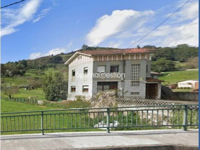 Casa Rural en venta en Las Regueras