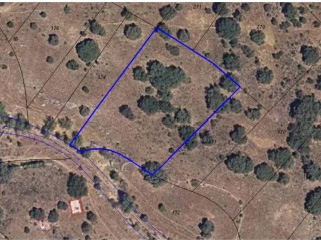 Terreno en venta en Lozoyuela-navas-sieteiglesias
