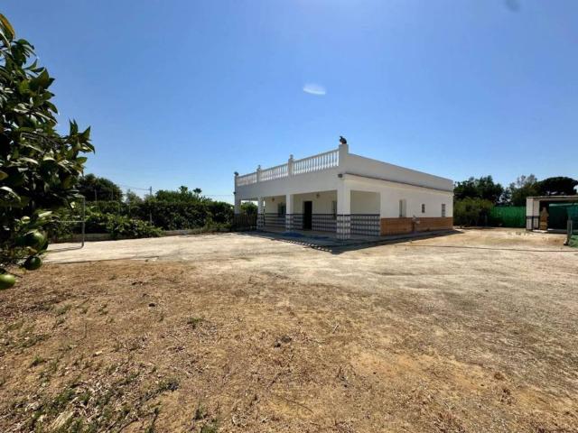 Casa Rural en venta en Marchena, Andalucía