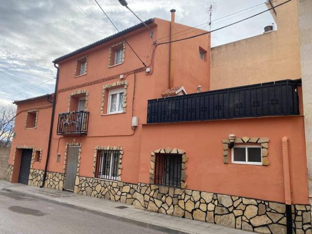 Casa Rural en venta en Allueva, Aragón