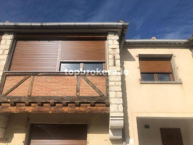 Casa Rural en venta en Nava De La Asunción, Segovia