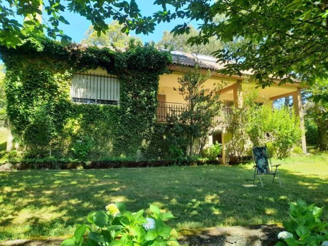 Casa Rural en venta en Navasfrías, Castilla y León