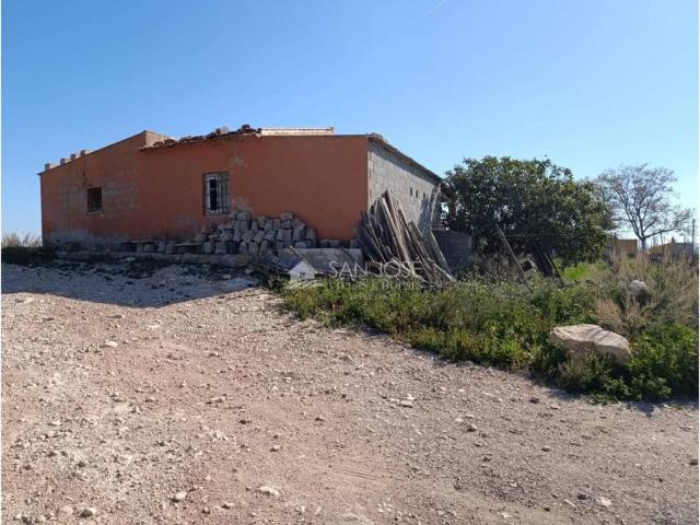 Casa Rural en venta en el Vinalopó Mitjà / El Vinalopó Medio, Valencia