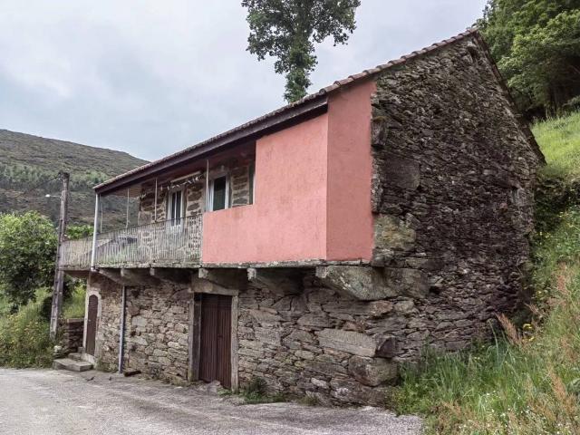 Casa Rural en venta en O Irixo
