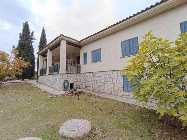 Casa Rural en venta en Olías Del Rey, Castilla-La Mancha