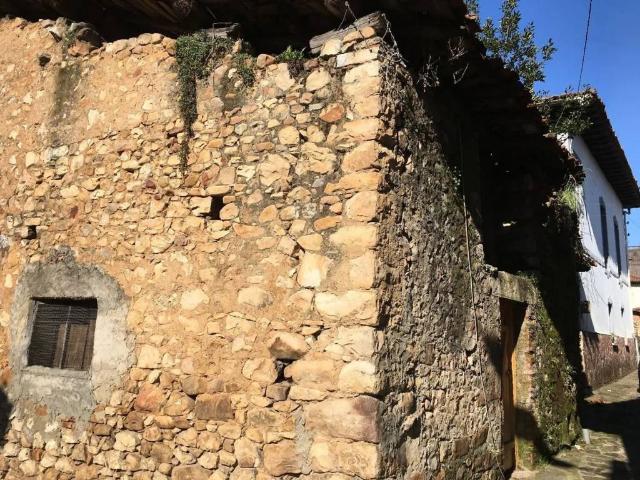 Casa Rural en venta en Onís, Talaveru