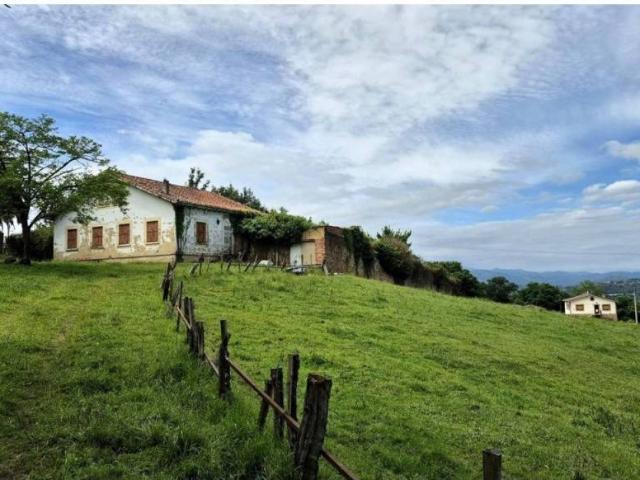 Casa Rural en venta en Oviedo, Asturias
