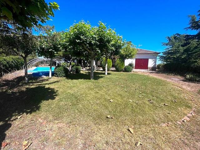 Casa Rural en venta en Parada De Arriba