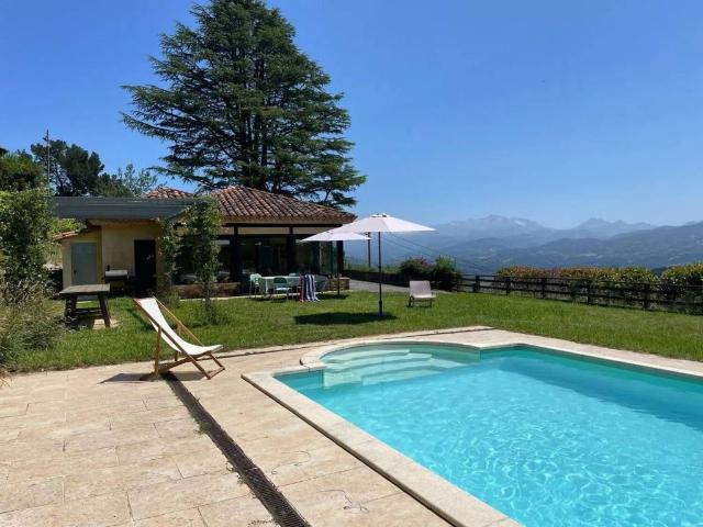Casa Rural en venta en Parres