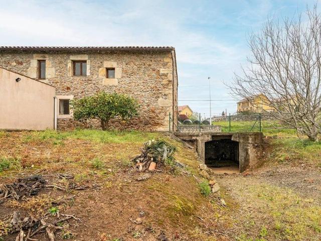 Casa Rural en venta en Penagos, Cantabria