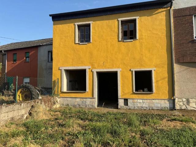 Casa Rural en venta en Ponferrada, Fuentesnuevas