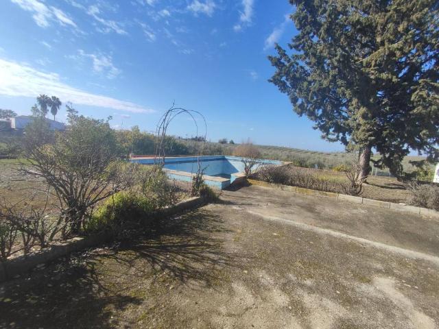 Casa Rural en venta en Puente Genil, Andalucía