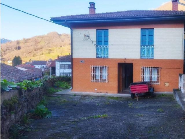 Casa Rural en venta en Quirós, Asturias
