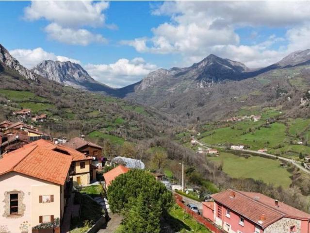 Casa Rural en venta en Quirós, Asturias