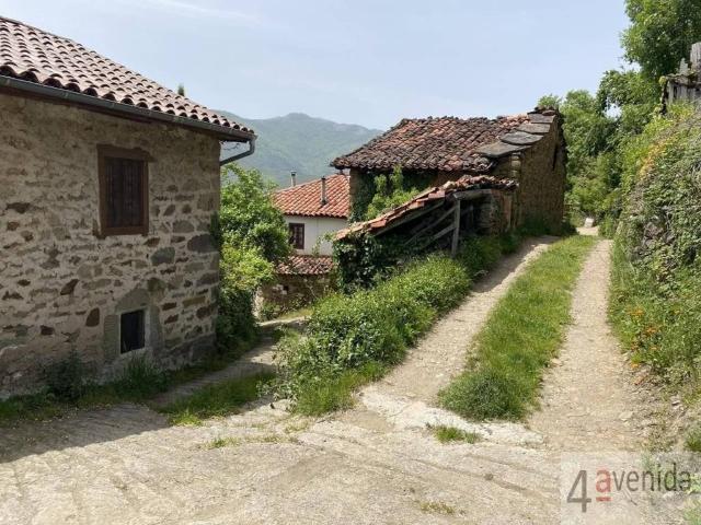 Casa Rural en venta en Quirós, Asturias