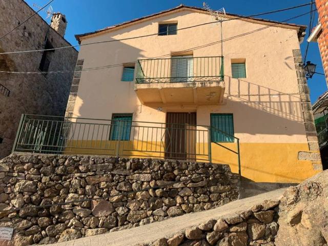 Casa Rural en venta en Rebollar, España