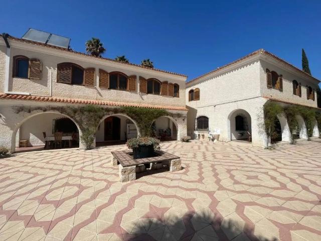 Casa Rural en venta en l'Alt Vinalopó / El Alto Vinalopó, Valencia