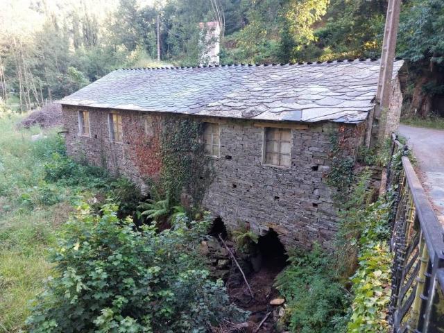 Casa Rural en venta en Samos, Teiguín