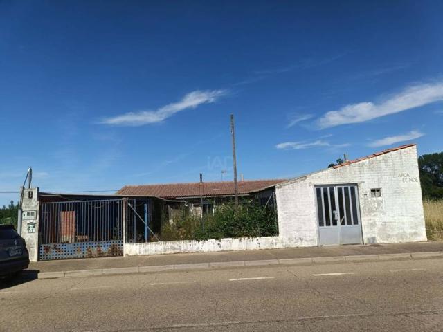 Casa Rural en venta en San Pedro Bercianos, Castilla y León