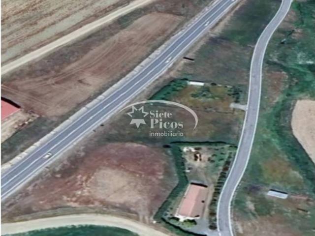 Casa Rural en venta en Santa María La Real De Nieva, Castilla y León