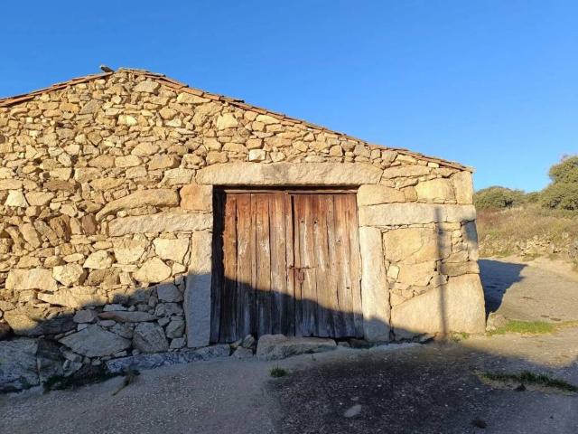 Casa Rural en venta en Santiago Del Collado, Castilla y León