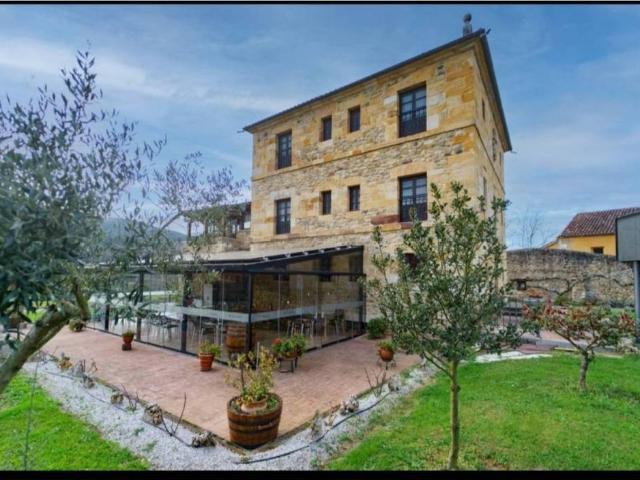 Casa Rural en venta en Santiurde De Toranzo, Cantabria