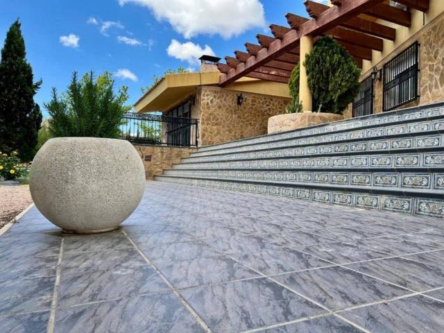 Casa Rural en venta en l'Alt Vinalopó / El Alto Vinalopó, Valencia