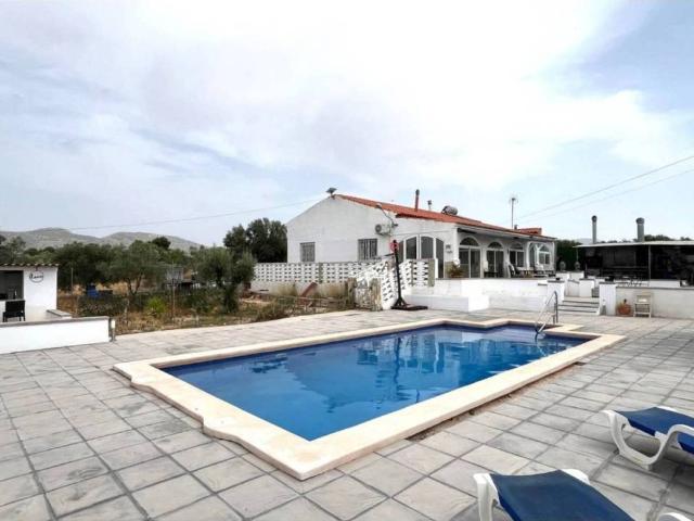 Casa Rural en venta en l'Alt Vinalopó / El Alto Vinalopó, Valencia