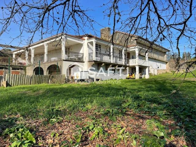 Casa Rural en venta en Santiago, Galicia