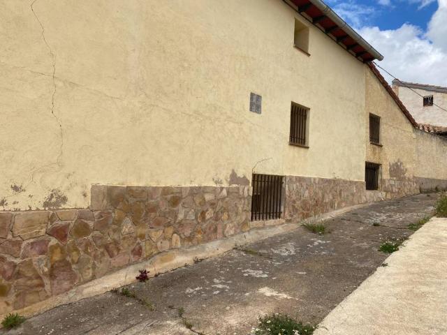 Casa Rural en venta en Allueva, Aragón