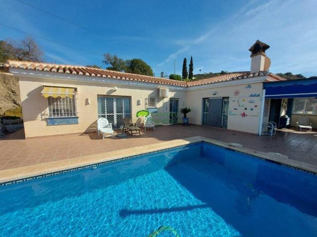 Casa Rural en venta en Torrox