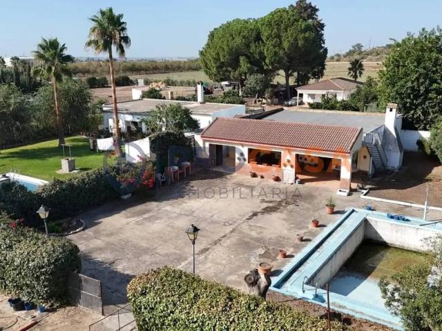 Casa Rural en venta en Utrera, Andalucía