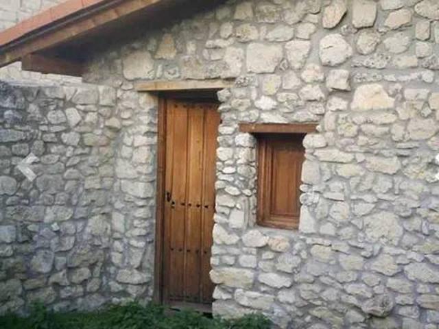 Casa Rural en venta en Valle De Manzanedo, Castilla y León