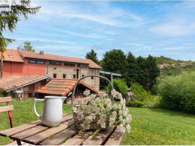 Casa Rural en venta en Valle De Valdebezana, Castilla y León