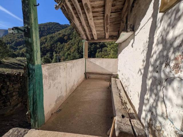 Casa Rural en venta en Vega De Pas, Cantabria