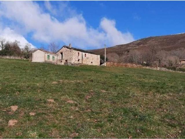 Casa Rural en venta en Vega De Pas, Cantabria