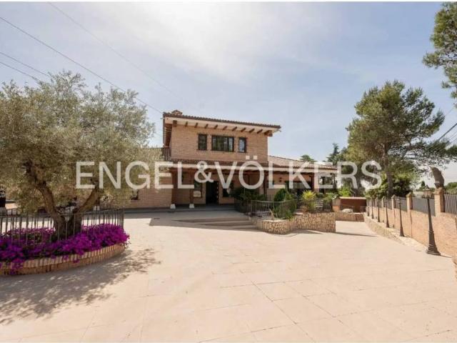Casa en venta en Villaviciosa De Odón, Madrid