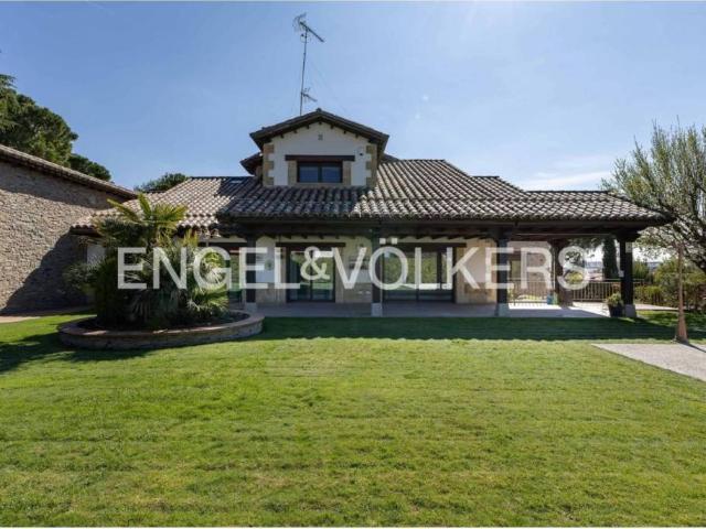 Casa Rural en venta en Villaviciosa De Odón, Madrid