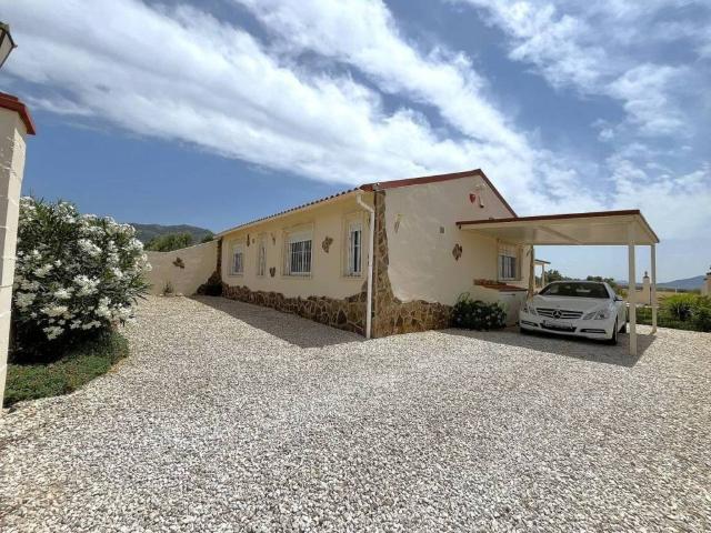Casa Rural en venta en l'Alt Vinalopó / El Alto Vinalopó, Valencia