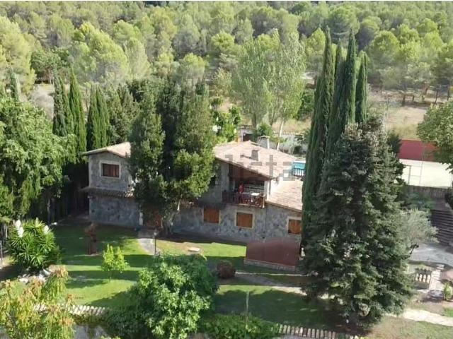 Casa Rural en venta en Miralles, Castellví De Rosanes