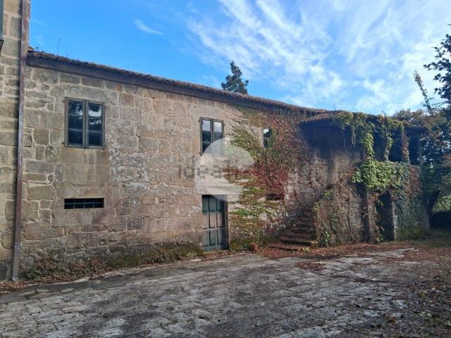 Casa Rural en venta en Cerdedo Cotobade, Tabeirós - Terra de Montes