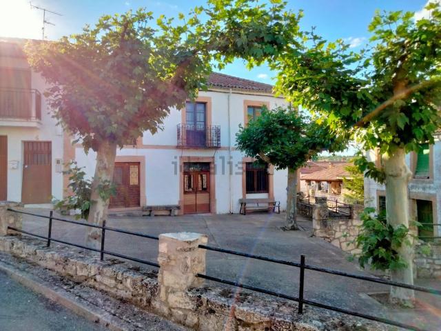 Casa Rural en venta en Cerezo De Abajo, Segovia