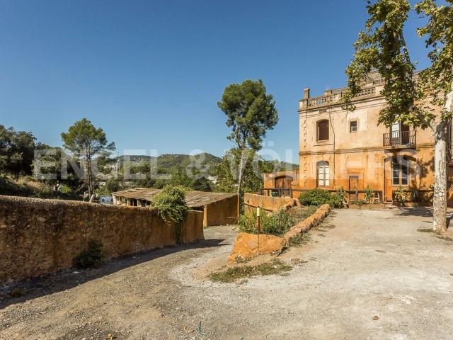 Casa Rural en venta en Cervelló