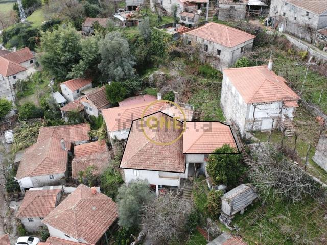 Quinta venda em Gilbarbedo, Covas