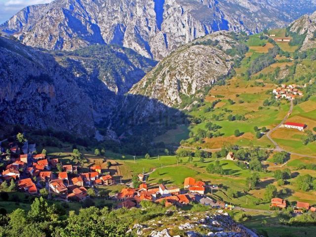 Casa Rural en venta en Cillorigo De Liébana, Cantabria