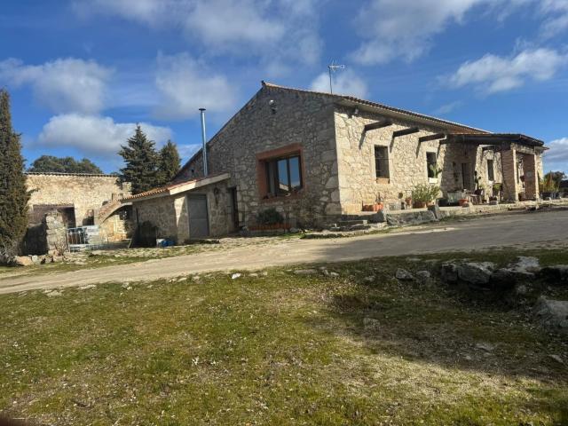 Casa Rural en venta en Colmenarejo, Madrid