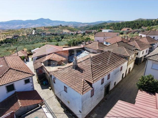 Casa venda em Argeriz, Vila Real