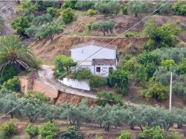 Casa Rural en venta en Llano de Almendra, La Axarquía