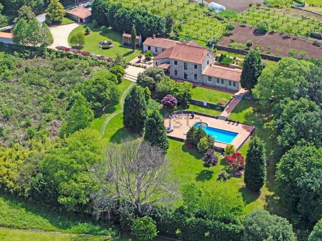 Casa Rural en venta en Cuntis, Pontevedra