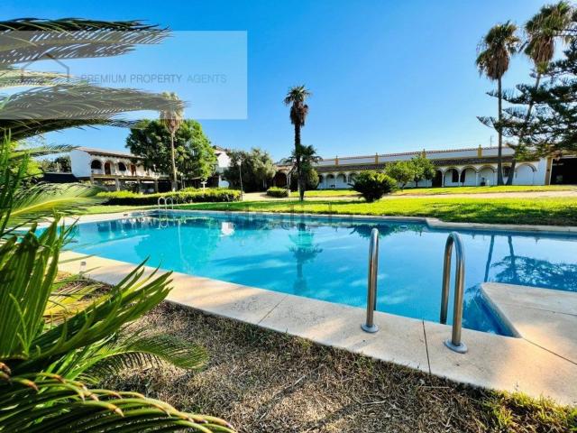 Casa Rural en venta en La Moneda, Dos Hermanas